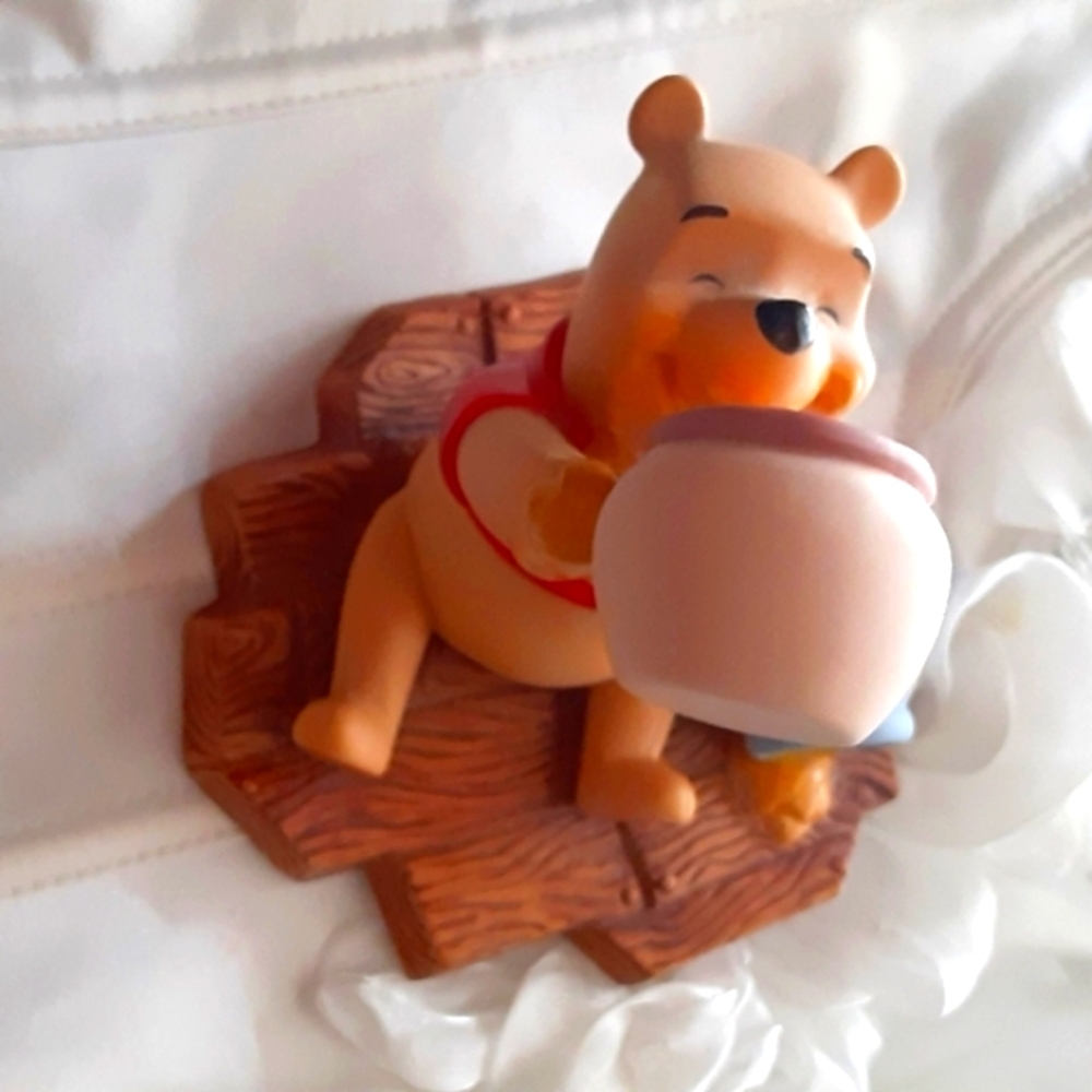 Winnie the Pooh Figurine Honey Pot Collectible Life is Sweet - Picture 3 of 7